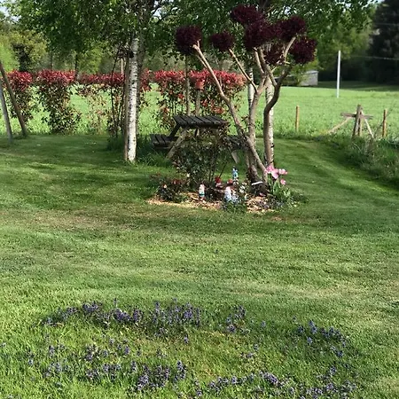 Tatil Evi Le Maine D'autana & La Ferme Du Domaine *