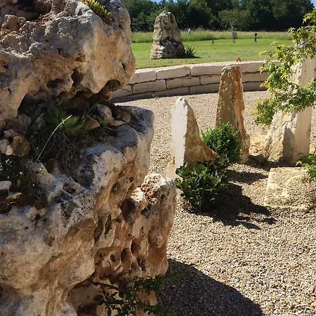 Le Maine D'autana & La Ferme Du Domaine Tatil Evi Excideuil