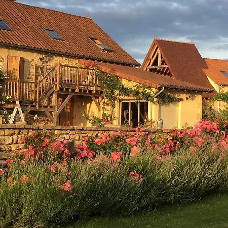 Le Maine D'autana & La Ferme Du Domaine Tatil Evi
