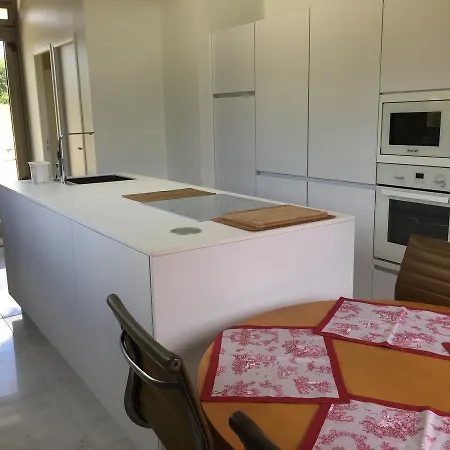 Le Maine D'autana & La Ferme Du Domaine Tatil Evi Excideuil