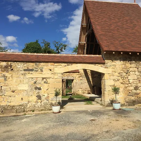 Le Maine D'autana & La Ferme Du Domaine