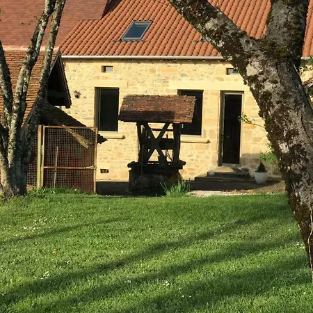 Tatil Evi Le Maine D'autana & La Ferme Du Domaine Excideuil