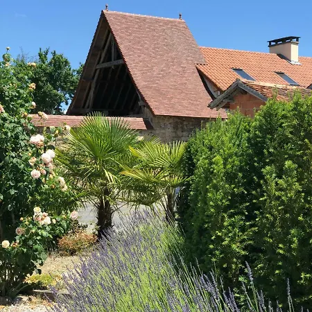 Tatil Evi Le Maine D'autana & La Ferme Du Domaine Excideuil